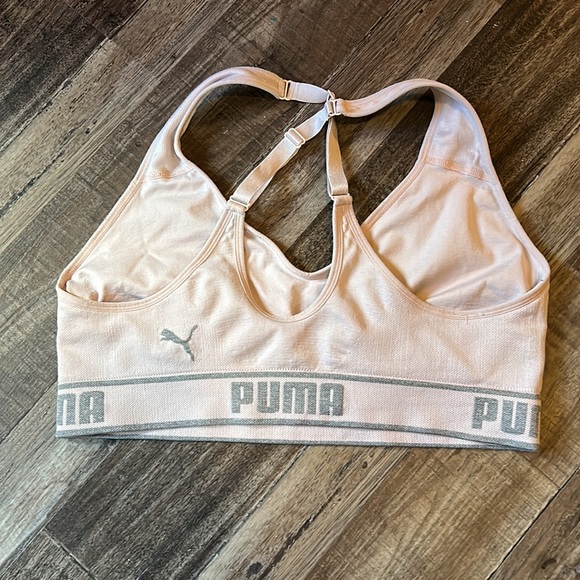 EUC Puma Sports Bra - Picture 2 of 2